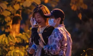 Ít nhất 94 người chết trong vụ cháy chung cư ở Hong Kong